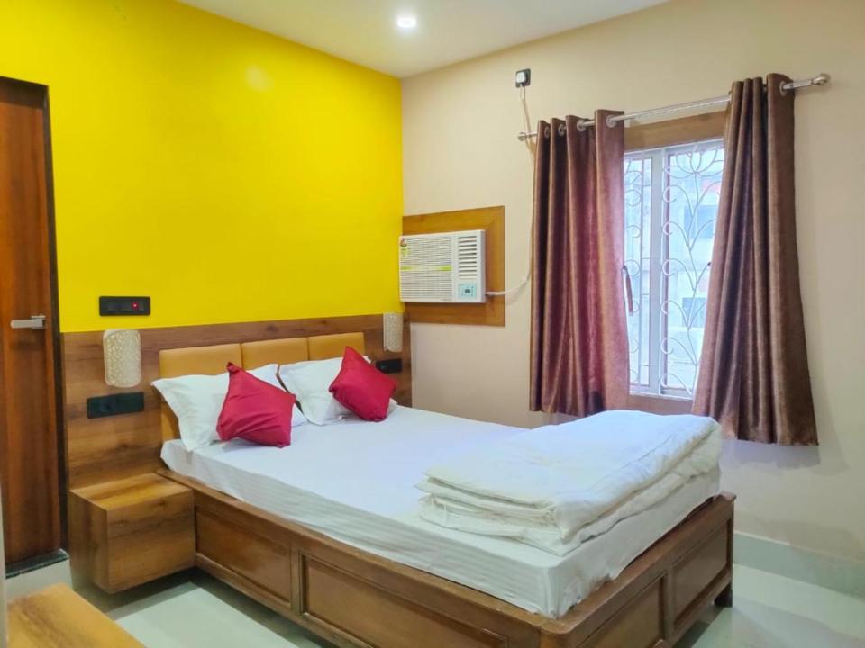 Hotel Vaishnavi Near Baba Dham Temple Deoghar Exteriör bild