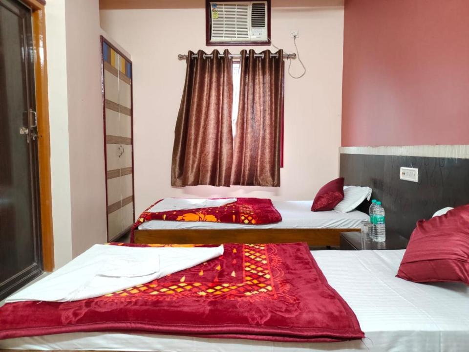 Hotel Vaishnavi Near Baba Dham Temple Deoghar Exteriör bild